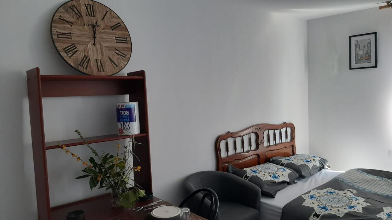 Studio Tres Propre De 18 M2 Cergy Exteriér fotografie